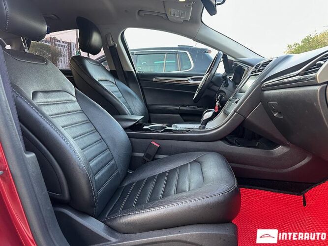 Ford Fusion 43 interauto-car