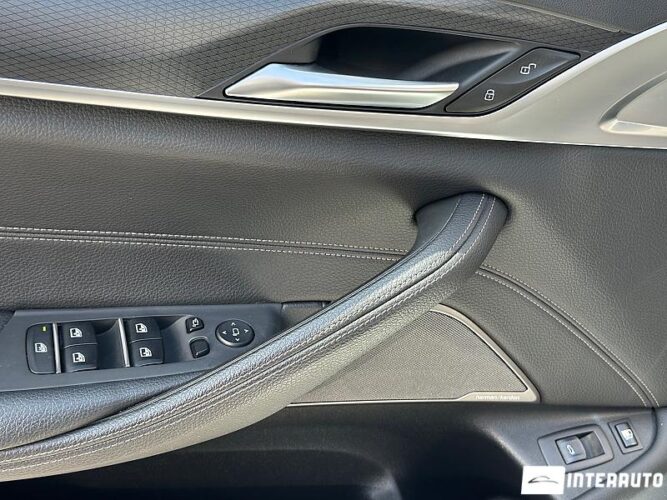 BMW 530e 51 interauto-car