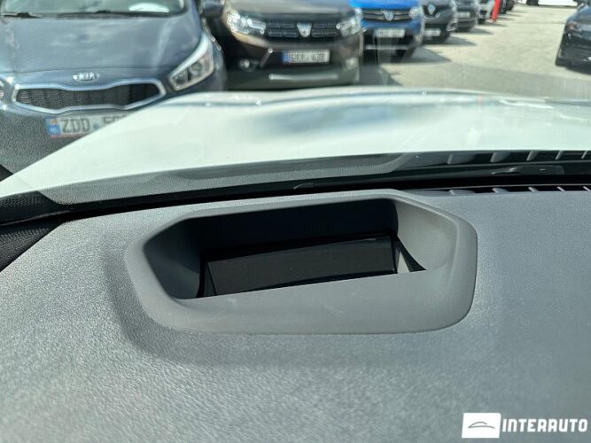 BMW 530e 43 interauto-car