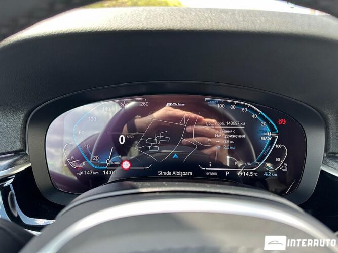 BMW 530e 44 interauto-car