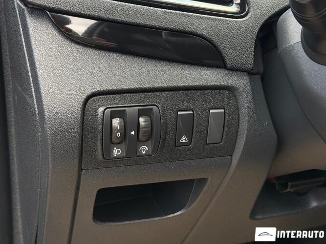 Renault Grand Scenic 44 interauto-car