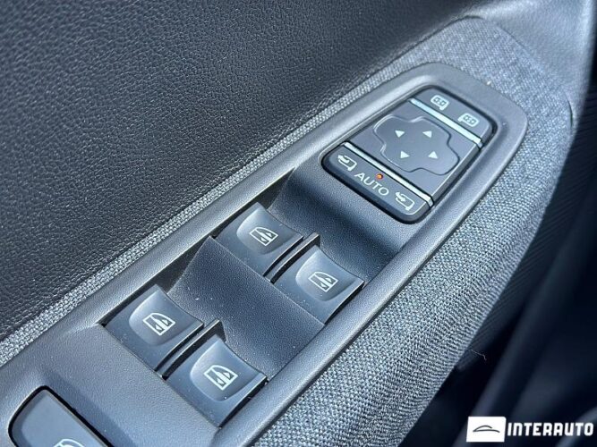 Renault ZOE 32 interauto-car