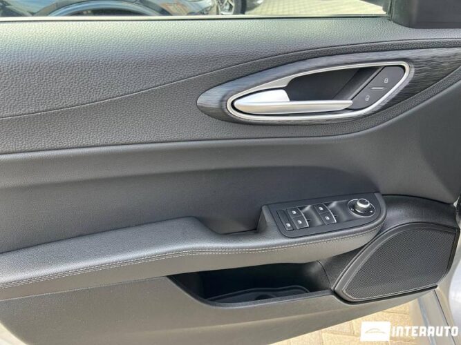 Alfa Romeo Giulia 37 interauto-car