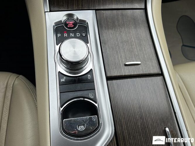 Jaguar XF 41 interauto-car