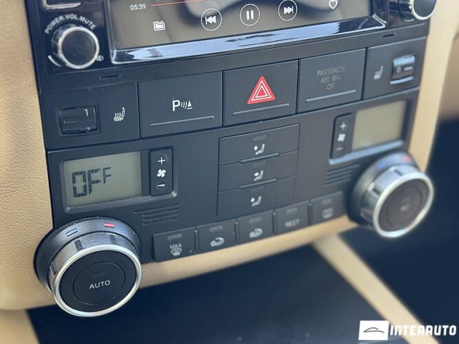 Volkswagen Touareg 41 interauto-car