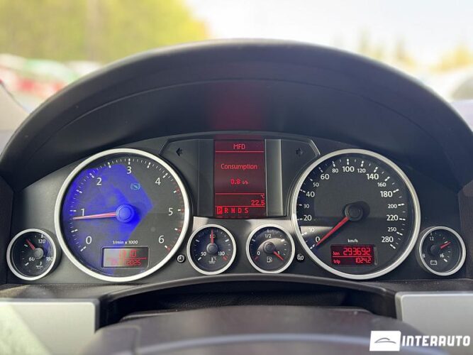 Volkswagen Touareg 39 interauto-car