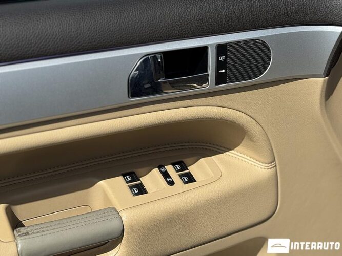 Volkswagen Touareg 34 interauto-car