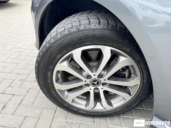 Mercedes GLE 550e 52 interauto-car