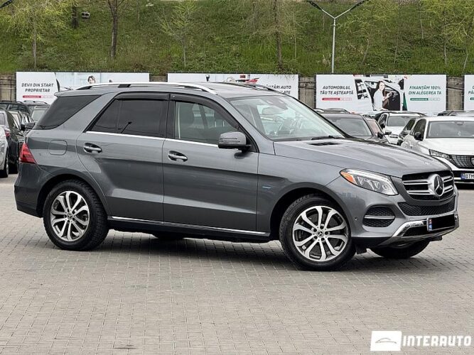 Mercedes GLE 550e 36 interauto-car
