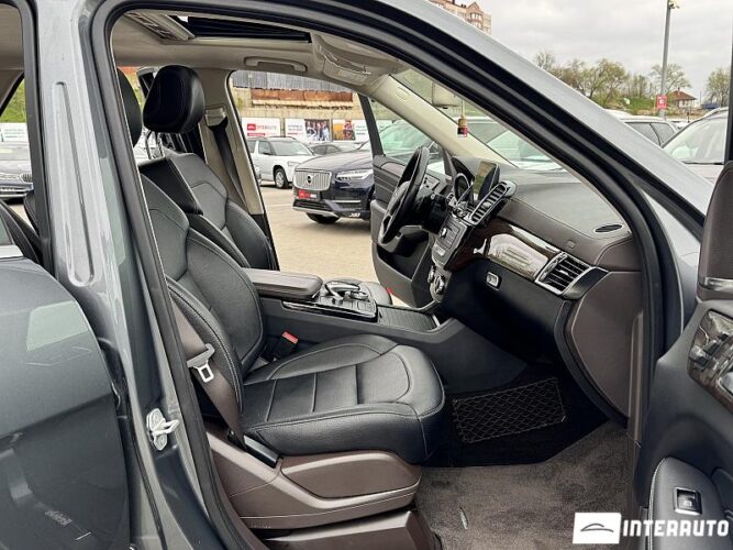 Mercedes GLE 550e 51 interauto-car