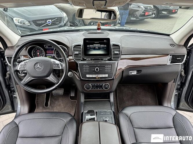 Mercedes GLE 550e 41 interauto-car