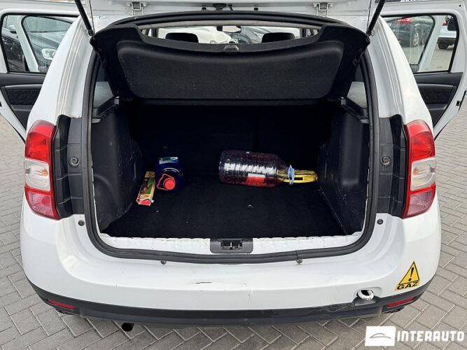 Dacia Duster 43 interauto-car