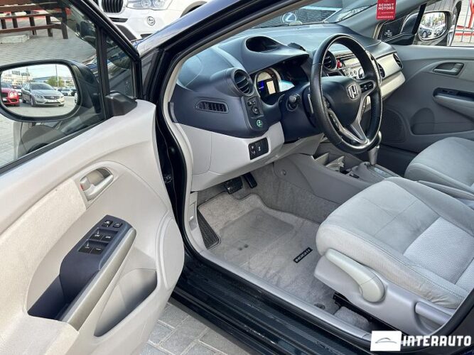 Honda Insight 33 interauto-car