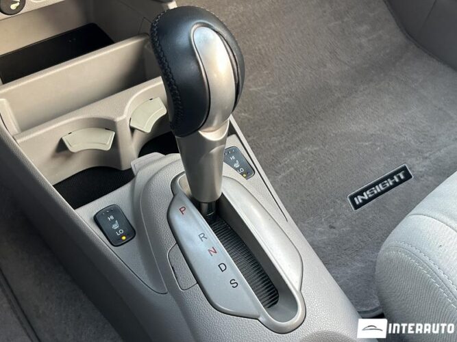 Honda Insight 41 interauto-car