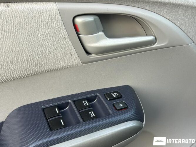 Honda Insight 34 interauto-car