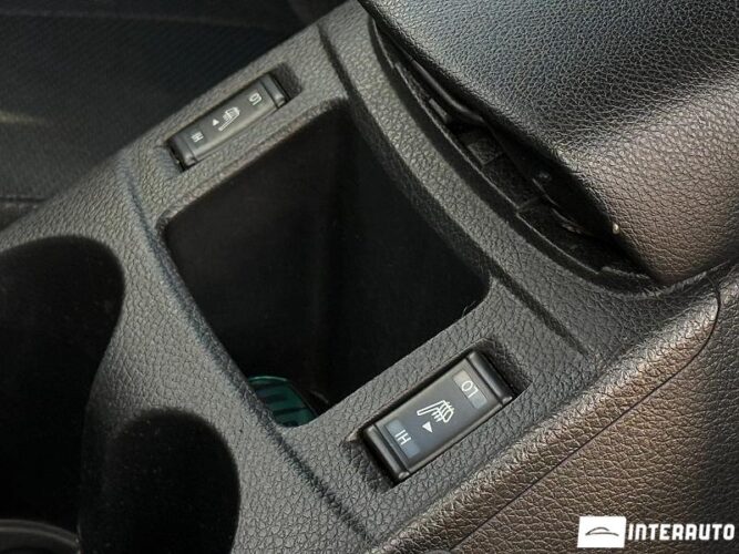 Nissan Qashqai 50 interauto-car