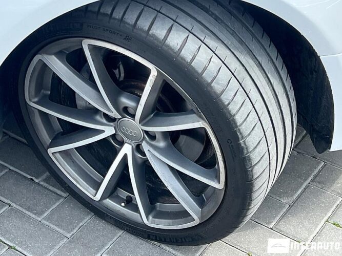 Audi A4 49 interauto-car