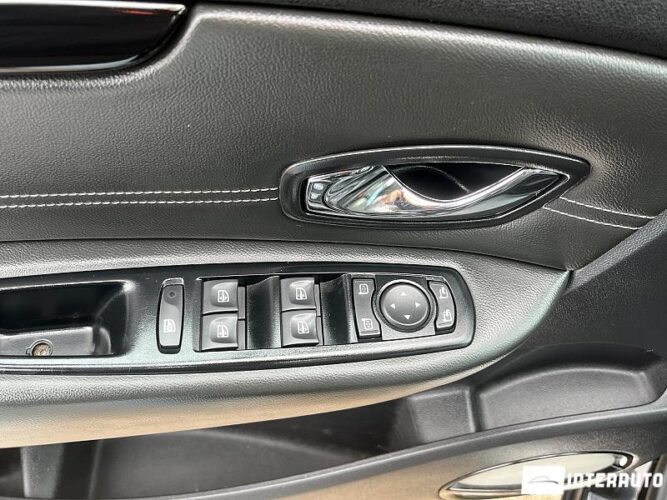 Renault Grand Scenic 39 interauto-car