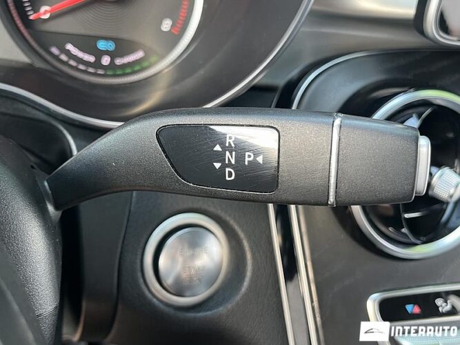 Mercedes GLC 350e 44 interauto-car