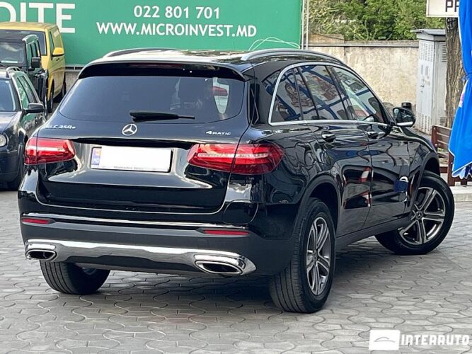 Mercedes GLC 350e 36 interauto-car