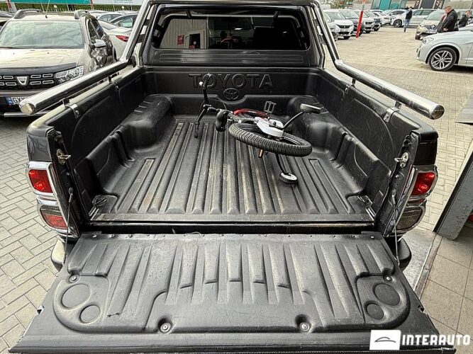 Toyota Hilux 50 interauto-car