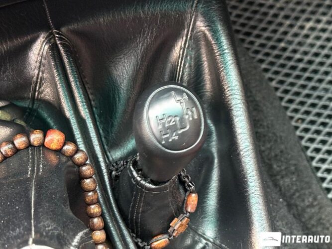 Toyota Hilux 47 interauto-car