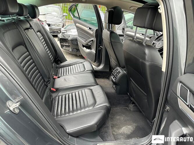 Volkswagen Passat GTE 47 interauto-car