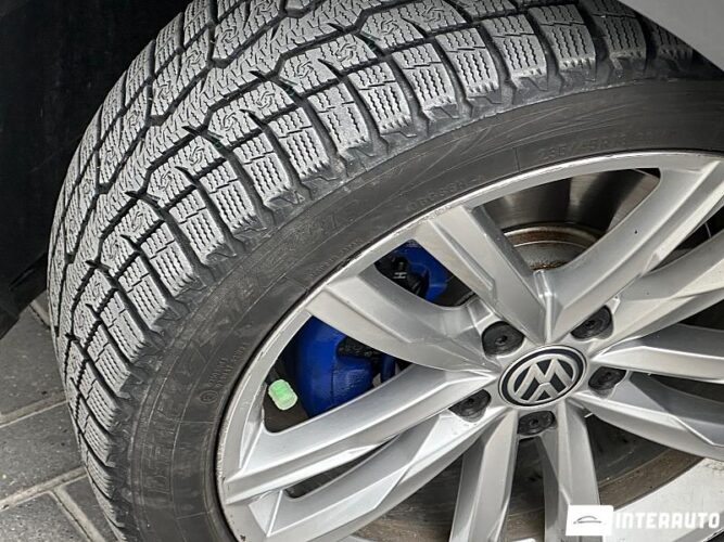 Volkswagen Passat GTE 35 interauto-car