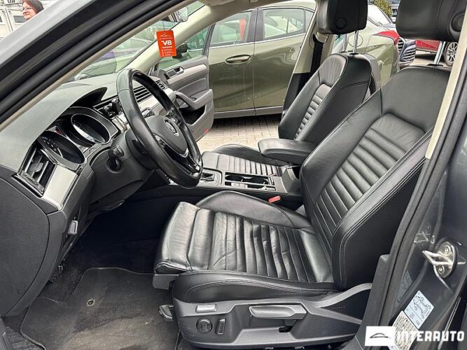 Volkswagen Passat GTE 36 interauto-car