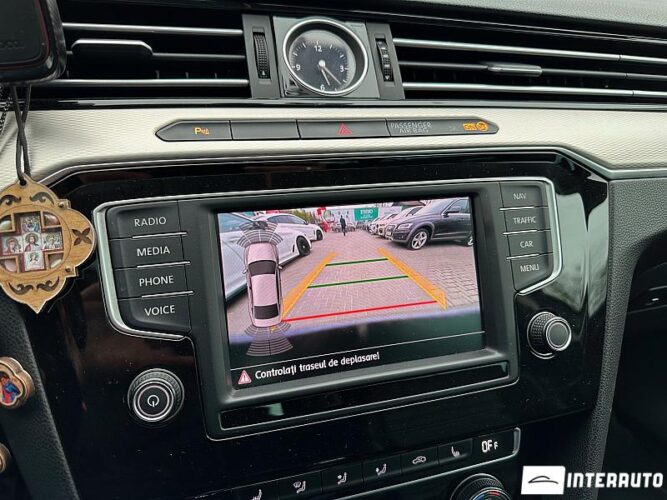 Volkswagen Passat GTE 39 interauto-car