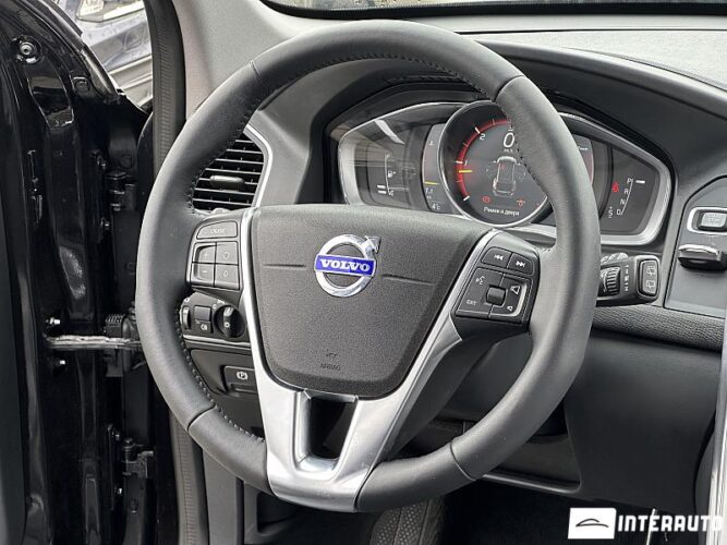 Volvo XC 60 39 interauto-car