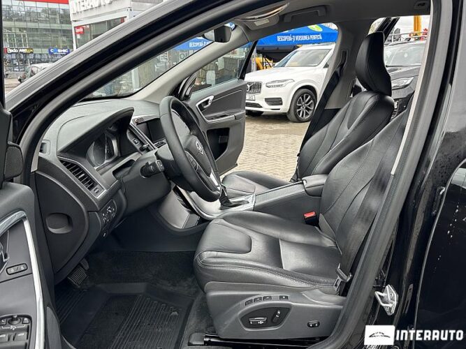 Volvo XC 60 37 interauto-car