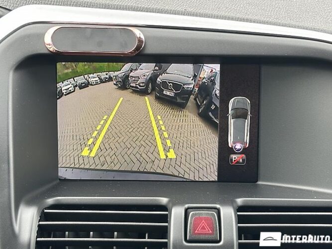 Volvo XC 60 41 interauto-car