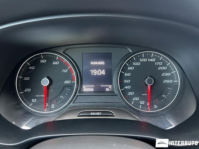 Seat Leon 37 interauto-car