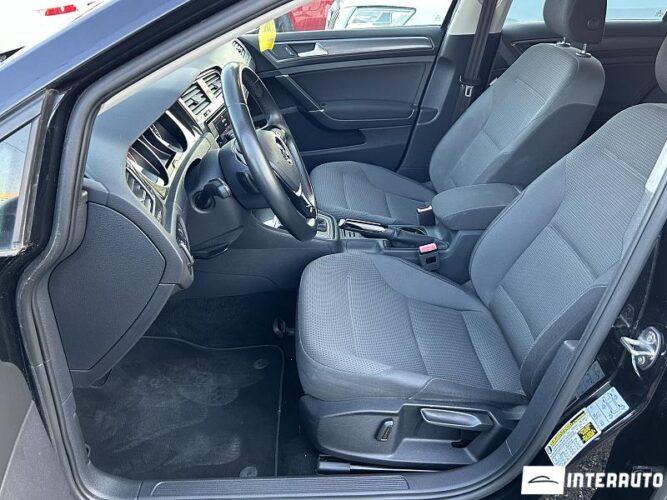 Volkswagen Golf 37 interauto-car