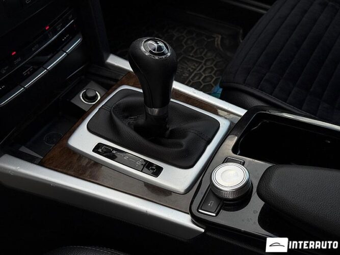Mercedes E 200 46 interauto-car
