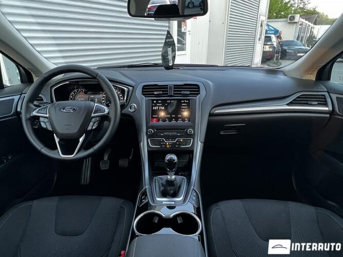 Ford Mondeo 39 interauto-car
