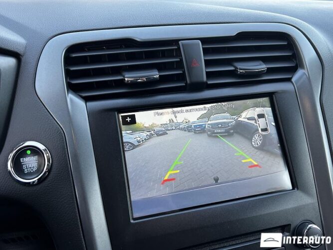 Ford Mondeo 41 interauto-car