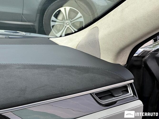 Tesla Model S 43 interauto-car