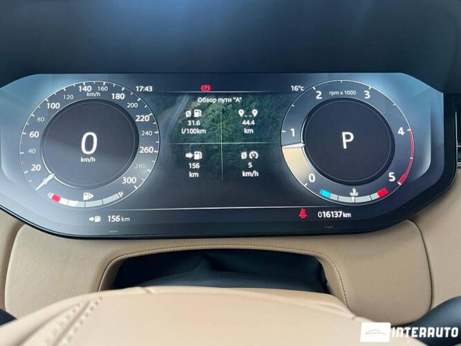 Land Rover Range Rover Vogue 46 interauto-car