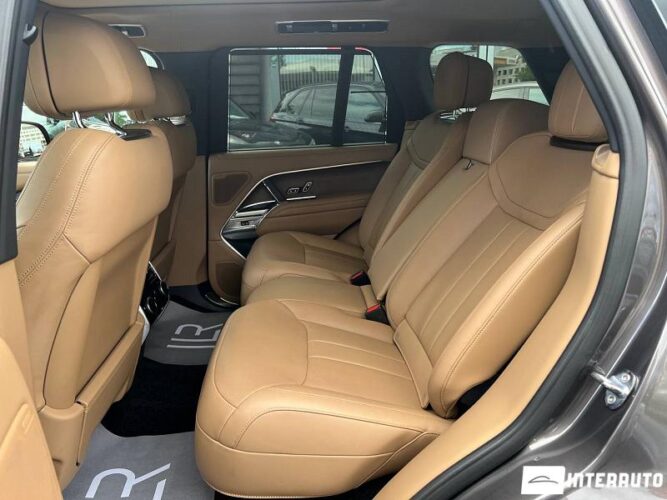 Land Rover Range Rover Vogue 57 interauto-car
