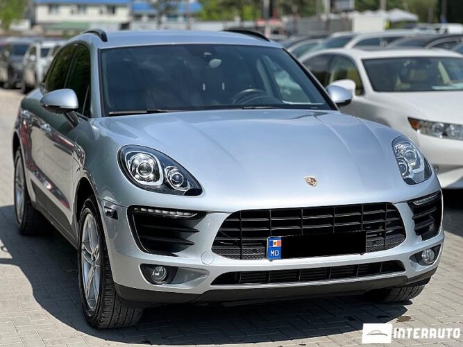 Porsche Macan 33 interauto-car