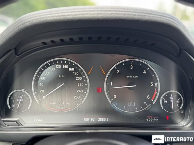 BMW X6 4.0D 42 interauto-car