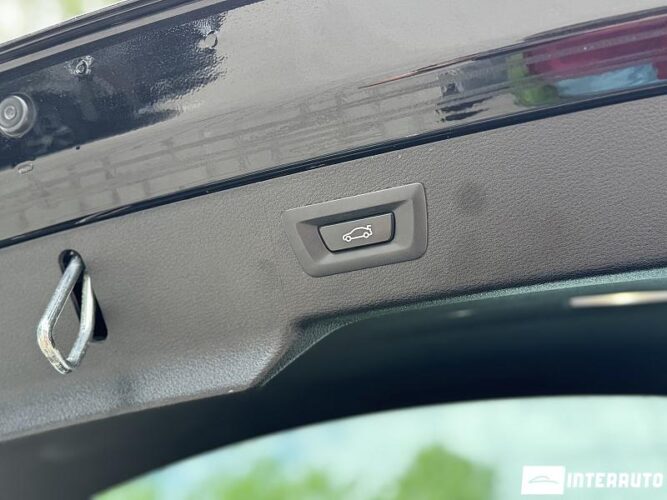 BMW X6 4.0D 36 interauto-car