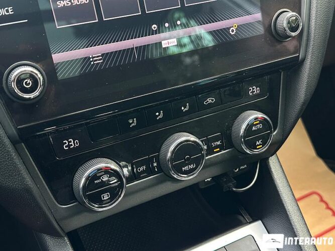 Skoda Octavia 40 interauto-car