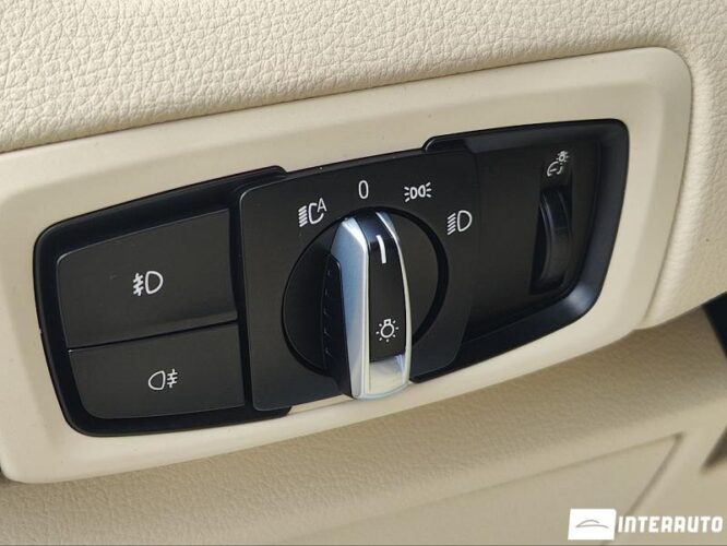 BMW 216d 48 interauto-car