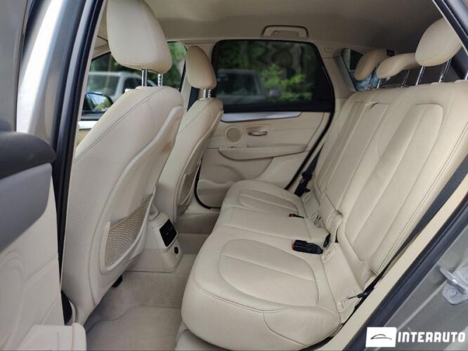 BMW 216d 39 interauto-car