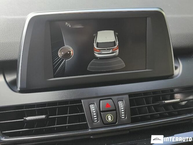 BMW 216d 43 interauto-car