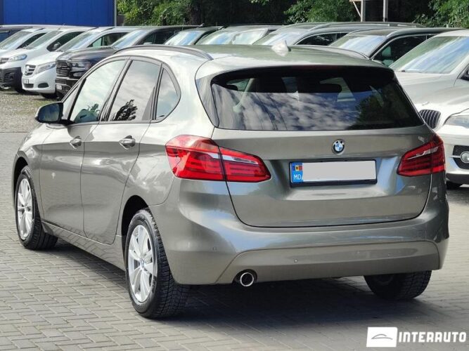 BMW 216d 34 interauto-car