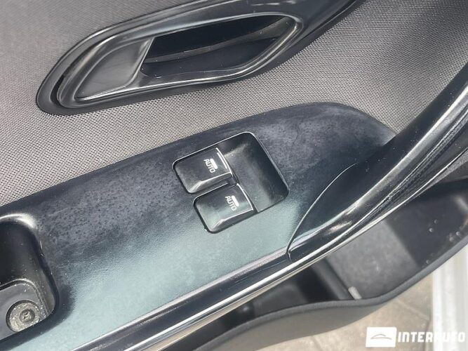 Kia Ceed 41 interauto-car